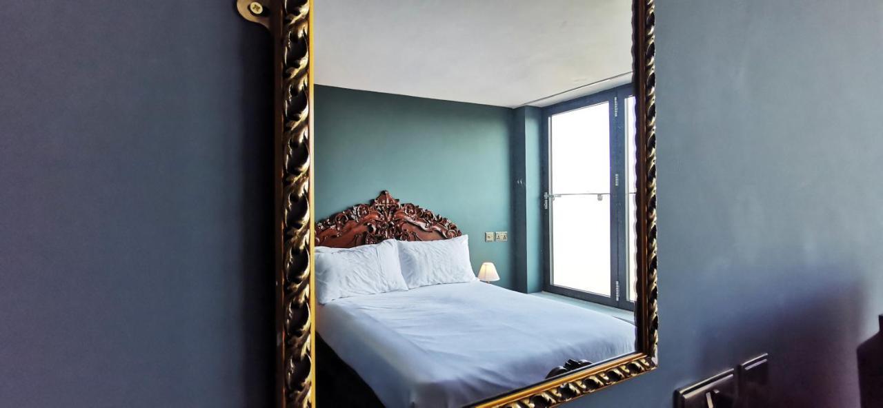 Hotel Lairds House à Bedlington Extérieur photo